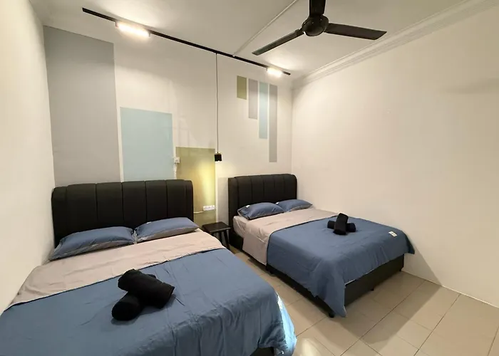 Demuji4 10Pax 3Br Ps4, 1Min To Ecm Kcm, Netflix