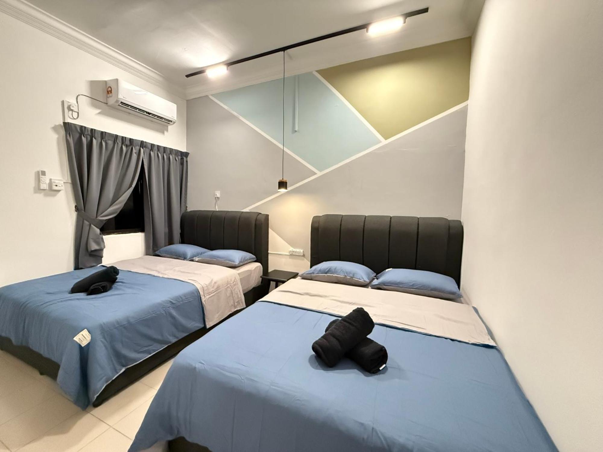 Demuji4 10pax 3br Ps4, 1min To Ecm Kcm, Netflix Kuantan